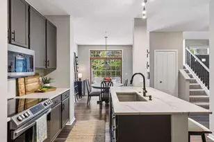8350 Kimball Dr, Eden Prairie, MN 55347 - Photo 3