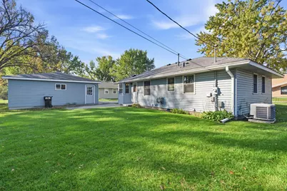 9025 10th Avenue S, Bloomington, MN 55420 - Photo 3
