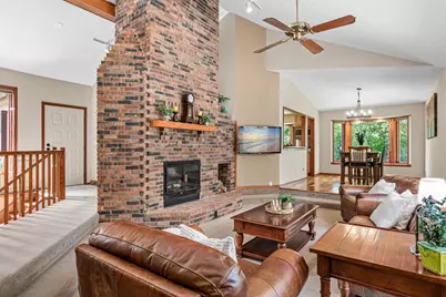 2915 Bruce Court, Inver Grove Heights, MN 55077 - Photo 9