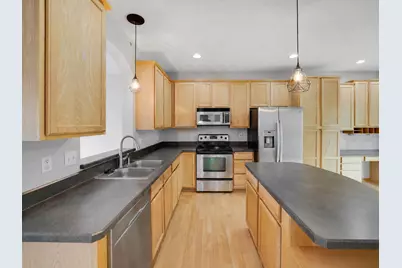 13761 54th Avenue N, Plymouth, MN 55446 - Photo 5