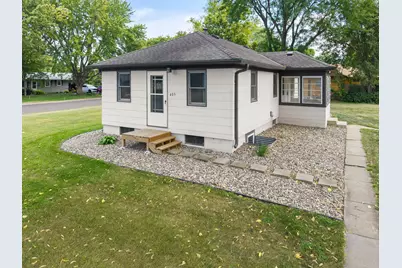 409 Clay Street S, Shakopee, MN 55379 - Photo 1