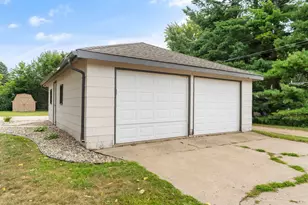409 Clay St S, Shakopee, MN 55379 - Photo 43