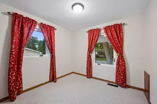 1309 10th St SW, Willmar, MN 56201 - Photo 9