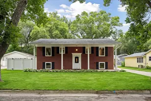 1309 10th St SW, Willmar, MN 56201 - Photo 1