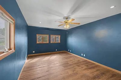 143 12th Avenue N, South Saint Paul, MN 55075 - Photo 11