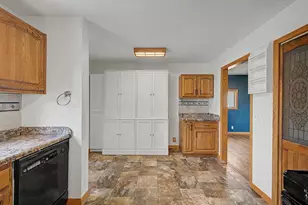143 12th Ave N, South Saint Paul, MN 55075 - Photo 9