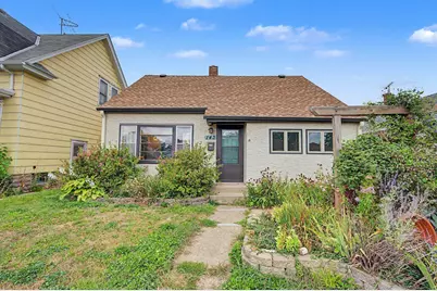 143 12th Avenue N, South Saint Paul, MN 55075 - Photo 1