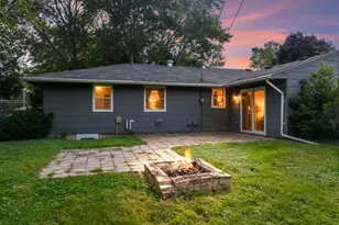 1006 Elmhill Dr, Albert Lea, MN 56007 - Photo 3
