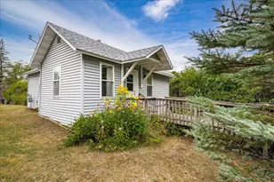 409 7th St, Cloquet, MN 55720 - Photo 1