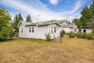 409 7th St, Cloquet, MN 55720 - Photo 5