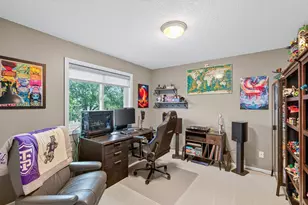 8939 Heatherton Ridge Dr, Savage, MN 55378 - Photo 25