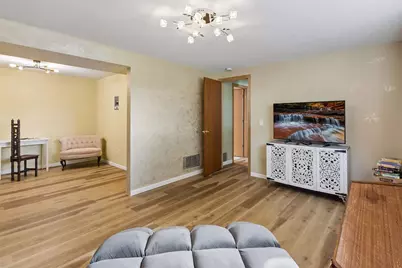 6800 Valley Place, Crystal, MN 55427 - Photo 25