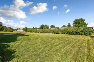 751 S 12th St, Bird Island, MN 55310 - Photo 25