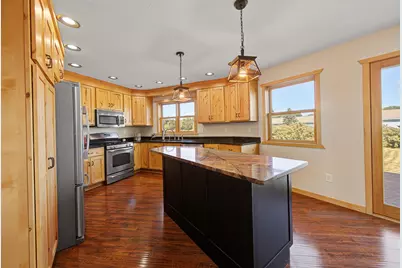 751 S 12th Street, Bird Island, MN 55310 - Photo 13