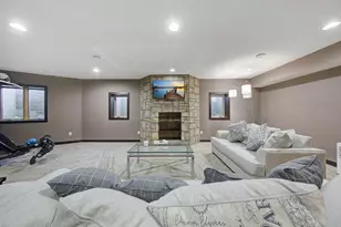 751 S 12th St, Bird Island, MN 55310 - Photo 43