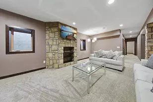 751 S 12th St, Bird Island, MN 55310 - Photo 23