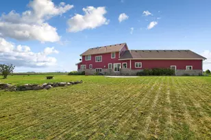 751 S 12th St, Bird Island, MN 55310 - Photo 27