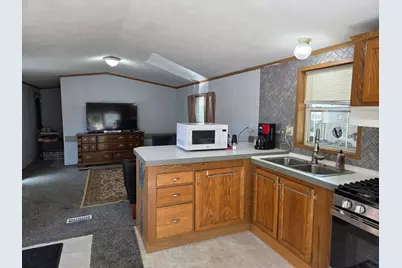 1150 Cessna Drive E, New Brighton, MN 55112 - Photo 9