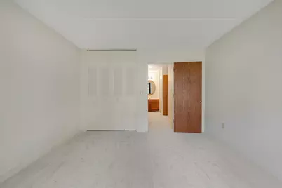 10411 Cedar Lake Road #208, Minnetonka, MN 55305 - Photo 9