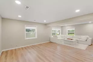 1351 Hillcrest Dr NE, Fridley, MN 55432 - Photo 17