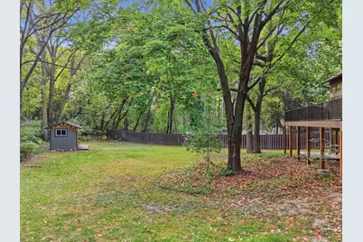 3921 Woodview Court, Vadnais Heights, MN 55127 - Photo 35