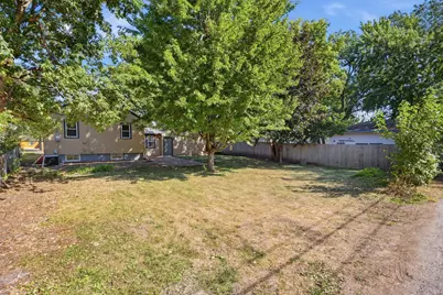 8218 Nicollet Avenue S, Bloomington, MN 55420 - Photo 15