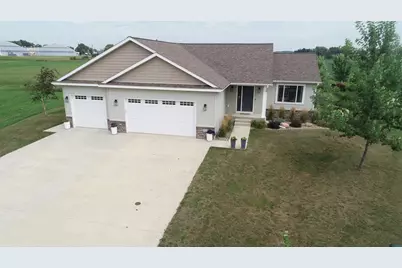 531 Glynn Avenue NE, Grand Meadow, MN 55936 - Photo 1