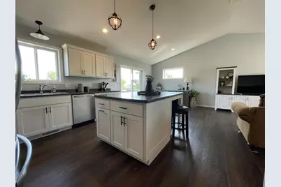531 Glynn Avenue NE, Grand Meadow, MN 55936 - Photo 7