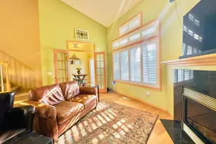 915 Kimberly Ln, Chanhassen, MN 55317 - Photo 15