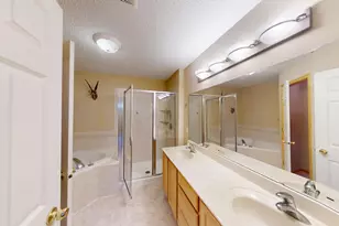 915 Kimberly Ln, Chanhassen, MN 55317 - Photo 27