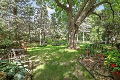 9702 Utica Road, Bloomington, MN 55437 - Photo 65
