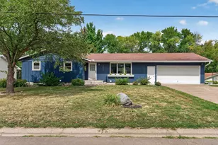 30880 Belair Dr, Lindstrom, MN 55045 - Photo 1