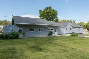 200 Kenzie St, Sherburn, MN 56171 - Photo 33