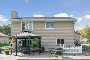 4751 Heather Ridge Rd N, Oakdale, MN 55128 - Photo 35