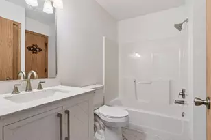 4751 Heather Ridge Rd N, Oakdale, MN 55128 - Photo 25