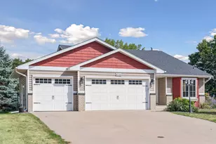 4751 Heather Ridge Rd N, Oakdale, MN 55128 - Photo 1