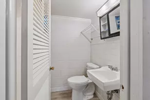8224 Xerxes Ave S, Bloomington, MN 55431 - Photo 35