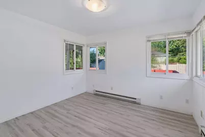8224 Xerxes Avenue S, Bloomington, MN 55431 - Photo 15