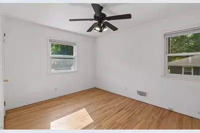 8224 Xerxes Avenue S, Bloomington, MN 55431 - Photo 25