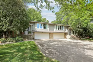9700 Utica Rd, Bloomington, MN 55437 - Photo 3