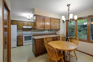 9700 Utica Rd, Bloomington, MN 55437 - Photo 31