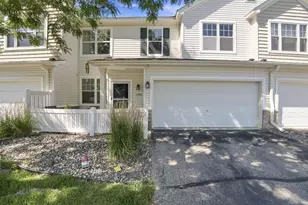 1574 Liberty Cir, Shakopee, MN 55379 - Photo 3