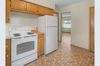 709 18th Avenue NE, Rochester, MN 55906 - Photo 9