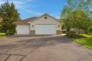 24125 Miller Ave, Chisago City, MN 55013 - Photo 3