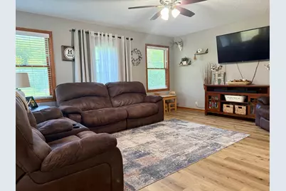 69744 140th Avenue, Blooming Prairie, MN 55917 - Photo 3