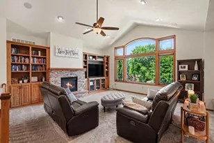 301 9th St SE, New Prague, MN 56071 - Photo 3