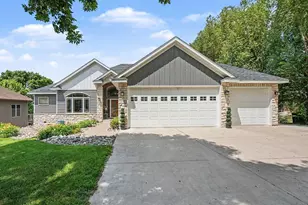 301 9th St SE, New Prague, MN 56071 - Photo 1