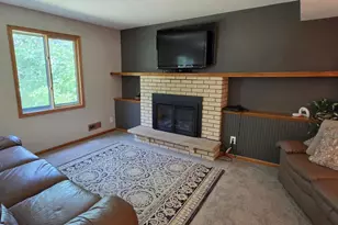 12123 Red Oak Ct S, Burnsville, MN 55337 - Photo 5