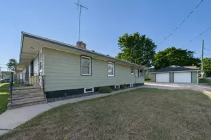 610 3rd St N, Waite Park, MN 56387 - Photo 37