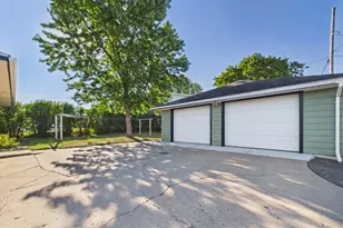 610 3rd St N, Waite Park, MN 56387 - Photo 37